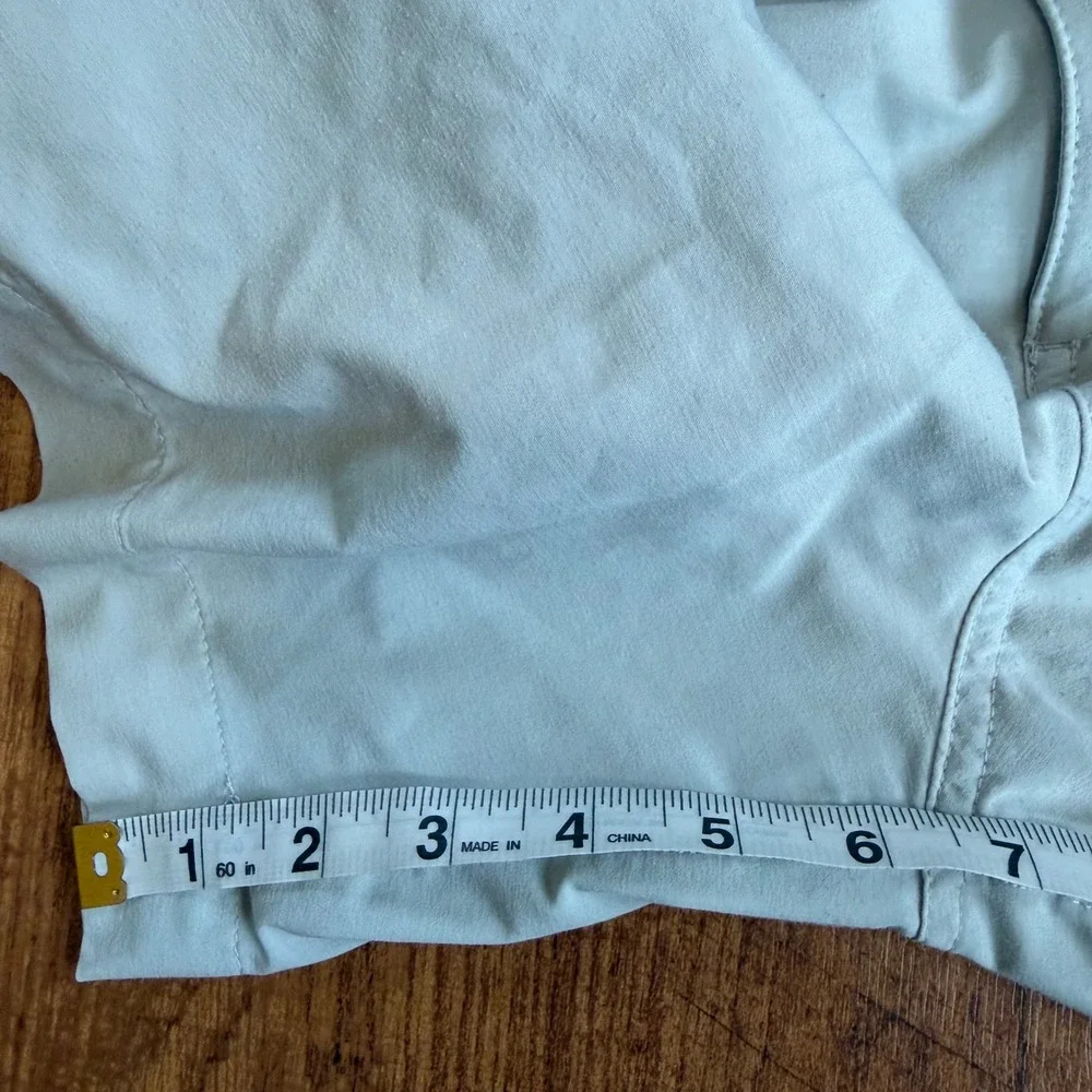 Faherty All Day Shorts Mens 33 Beige Hybrid Stretch Chino Casual Summer Beach